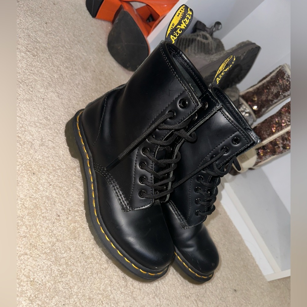 Dr. Martens 1460 Women’s Smooth Leather Lace Up Boots